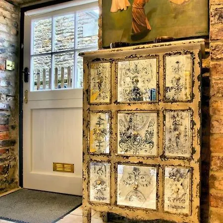 Blacksmith's Barn - Cosy, Chilled & Dog Friendly.